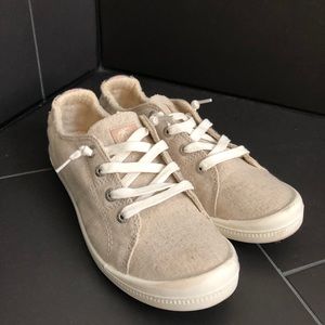 Roxy Sneakers